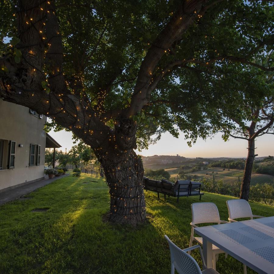 Il Mandorlo - Agriturismo E Azienda Agricola Ferrato Ancona Dış mekan fotoğraf